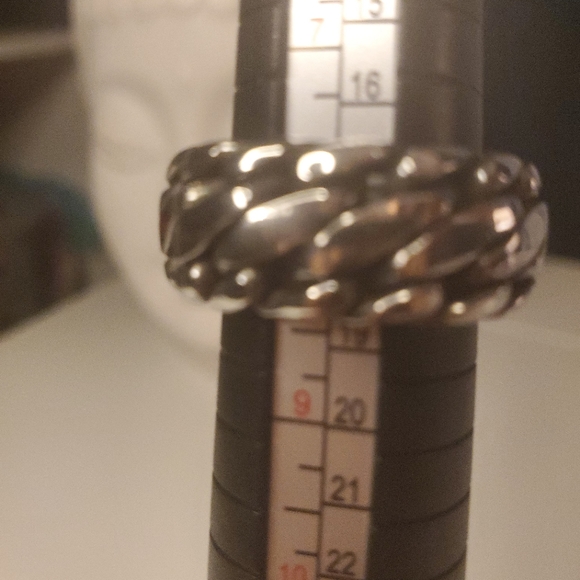 NWOT Sterling Silver woven unisex ring. Size 8. I just lowered the price. - Picture 6 of 7